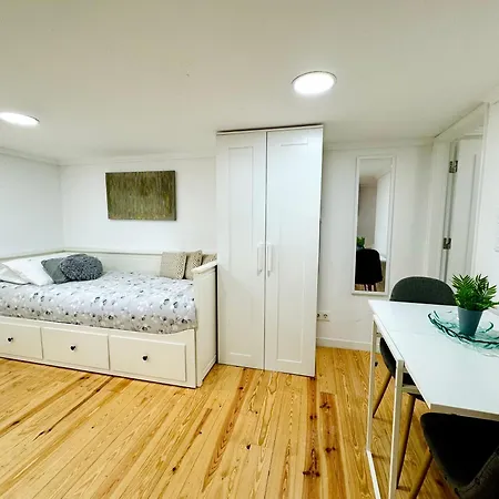 Charmoso Apartamento No Coracao Da アパート リスボン